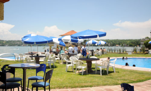 Contacta a Balneario Paraiso Sky Club